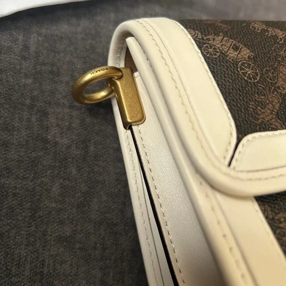 Coach Hero Crossbody - Picture 2 of 14